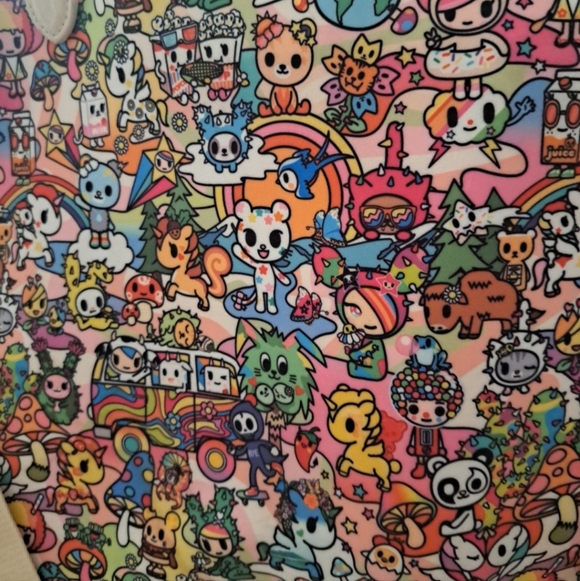 Tokidoki  Stay Groovy Carry All  Tote W Detachable  Strap Excellent - Picture 4 of 13